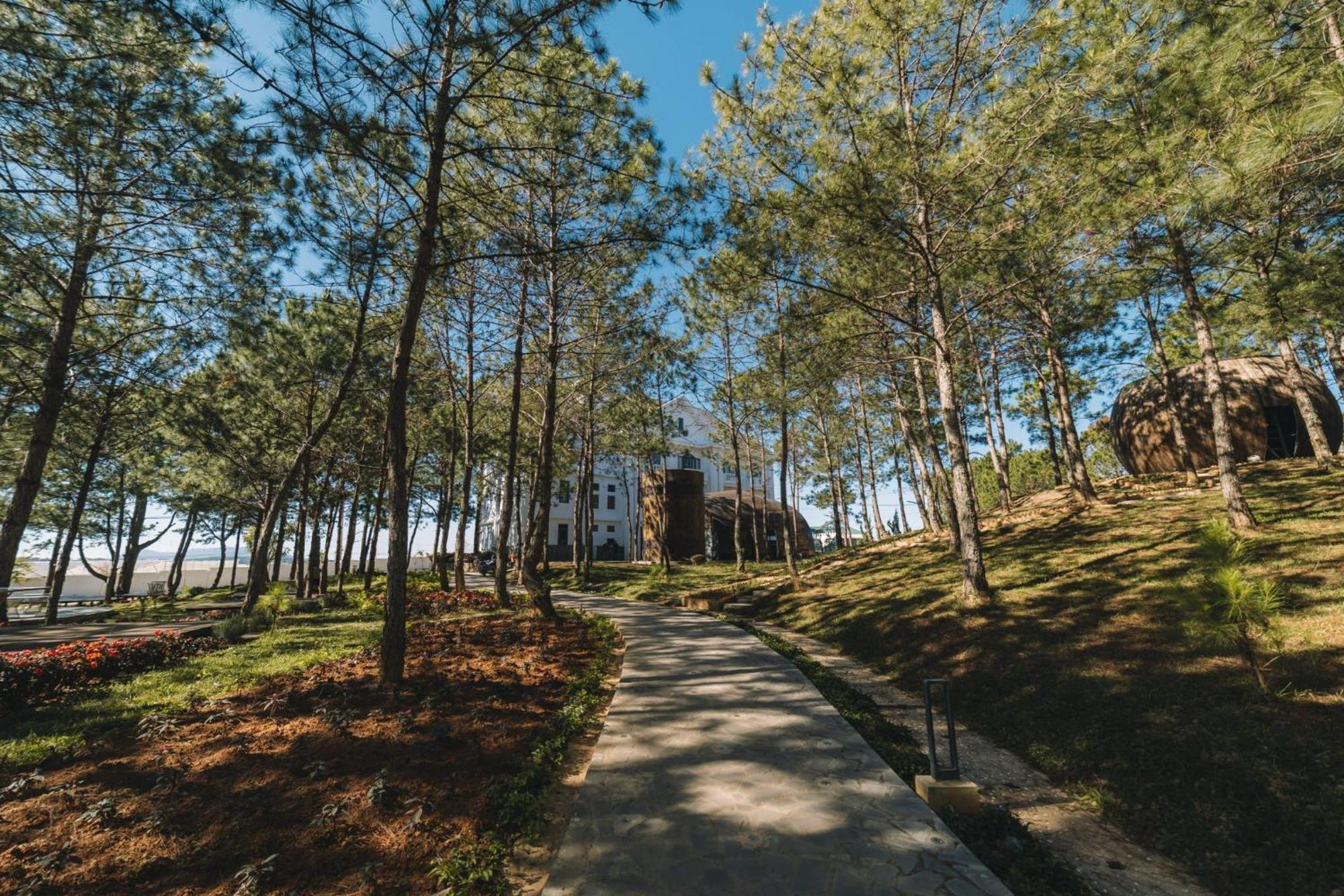 Rừng Lá Kim Resort Dalat Exterior foto